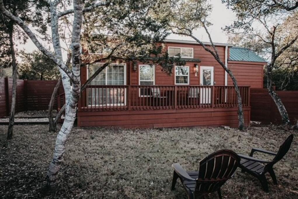 The Longhorn Cabin - Cabins At Rim Rock Austin Exteriör bild