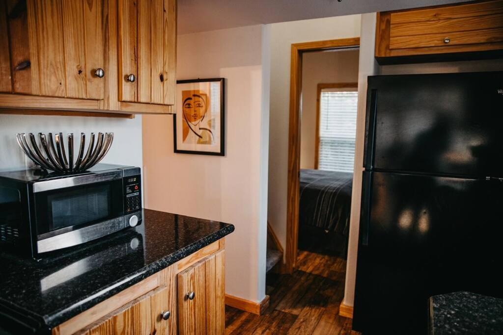 The Longhorn Cabin - Cabins At Rim Rock Austin Exteriör bild